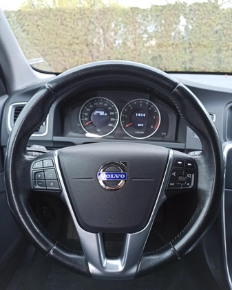 Volvo V60 cena 38900 przebieg: 253300, rok produkcji 2012 z Rybnik małe 92